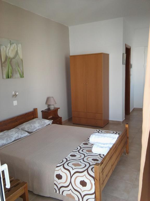 Maria Studios And Apartments ฮารากิ ภายนอก รูปภาพ