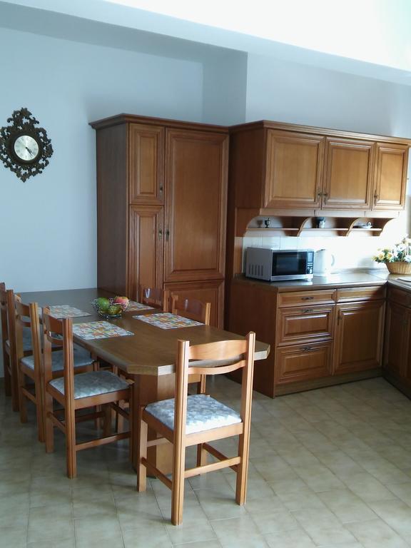 Maria Studios And Apartments ฮารากิ ภายนอก รูปภาพ